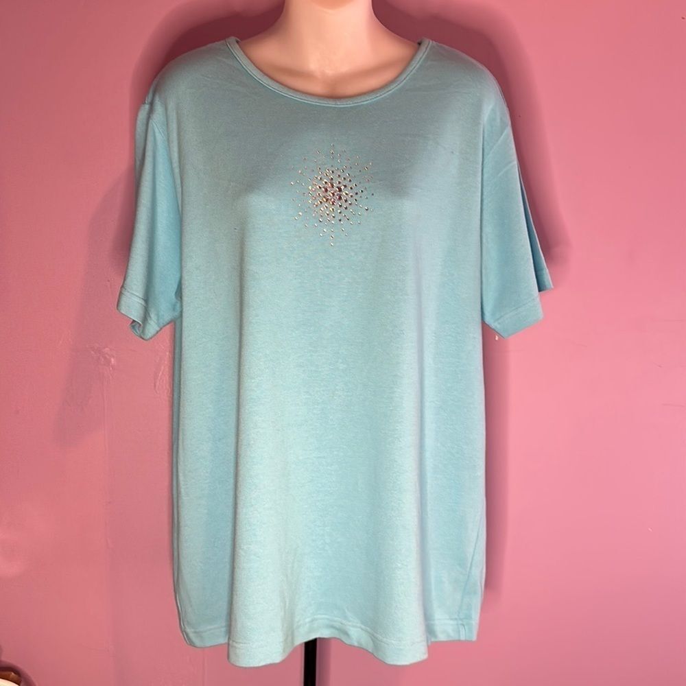 Quacker Factory Pale Blue Crystal Embellished Short Sleeve Tee Top Size L Large